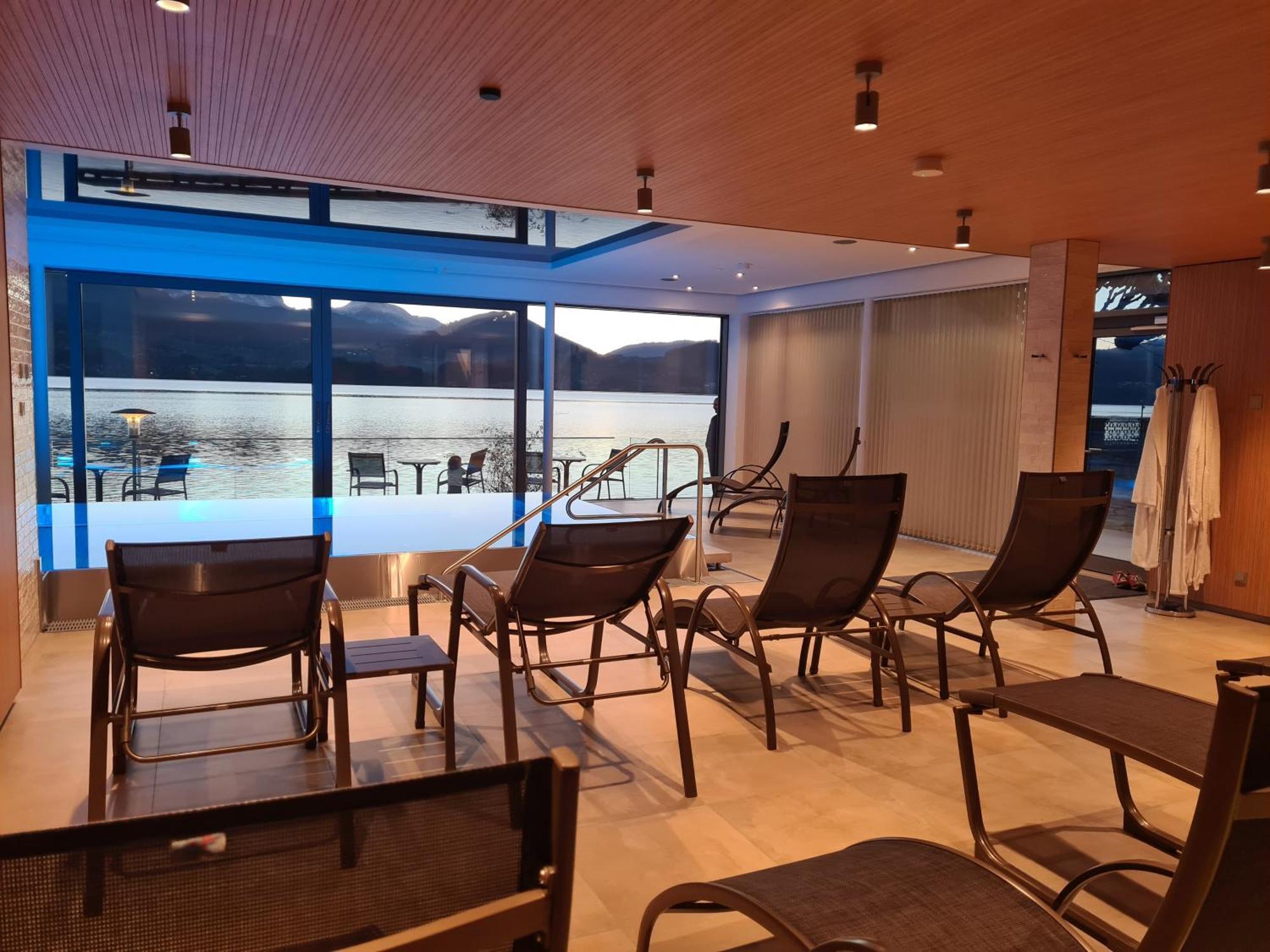 Seegasthof Hois'N Wirt - Hotel Mit Wellnessbereich Gmunden Exterior photo